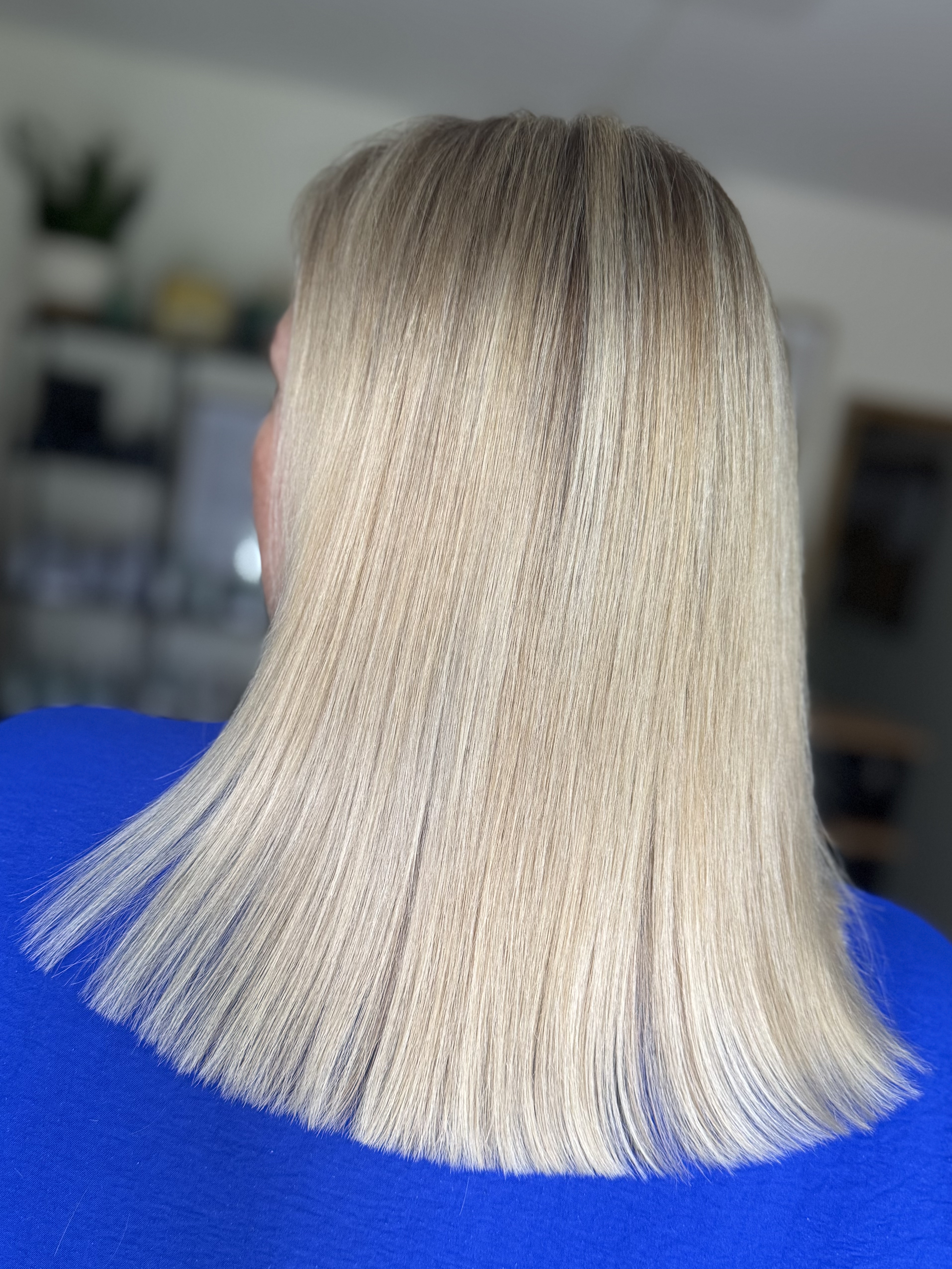 Ergebnis aus dem Studio: Coloration und Haarschnitt