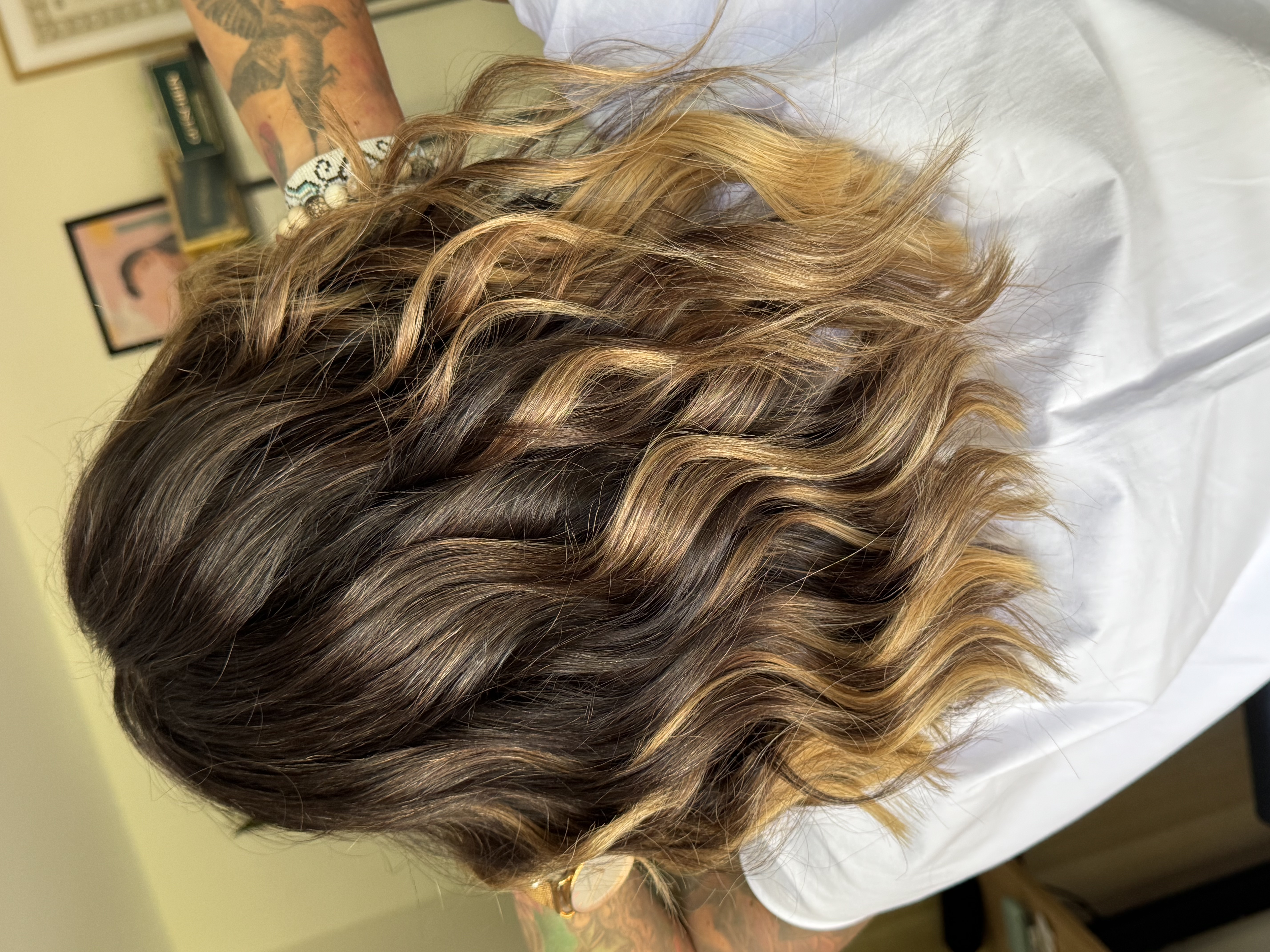 Ergebnis aus dem Studio: Coloration und Haarverdichtung, 35 cm